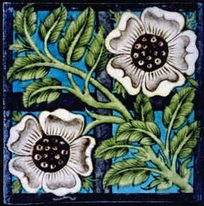 Piastrella con disegno floreale